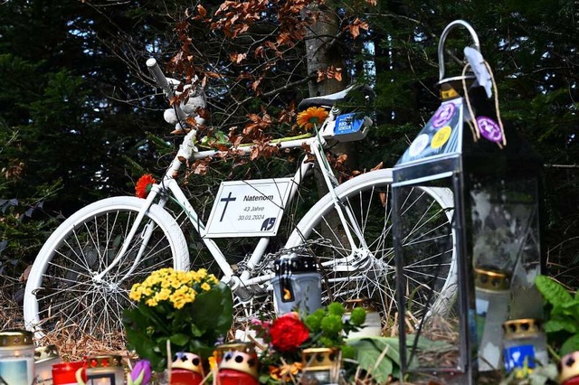 So genannte Ghostbikes erinnern an tdliche Radunflle.  | Foto: Uli Deck (dpa)