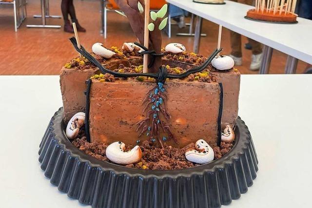 An der Uni Freiburg haben Studierende ihre Doktorarbeiten als Kuchen gebacken