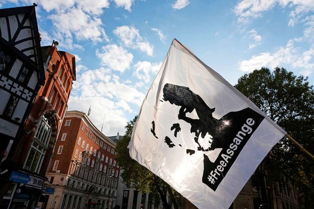 Solidaritt mit Julian Assange im September 2023 bei einer Kundgebung in London  | Foto: Jeff Moore (dpa)
