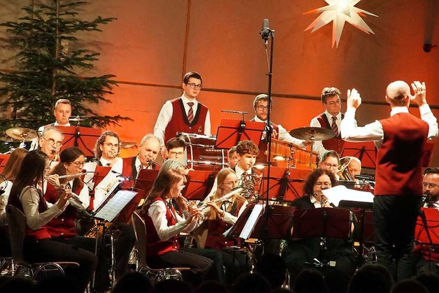 Highlight 2023: Die Stadtmusik Herbolz...Aktion beim Jahreskonzert im Dezember.  | Foto: Ilona Hge