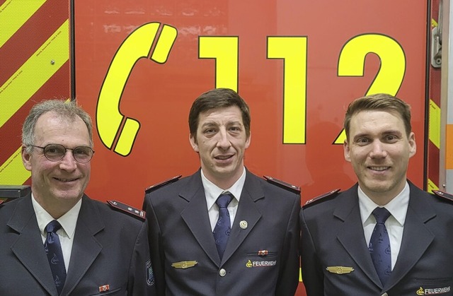 Neuer Kommandant der Feuerwehrabteilun...Kommandant bleibt Lukas Eggs (rechts).  | Foto: Feuerwehr Weil am Rhein