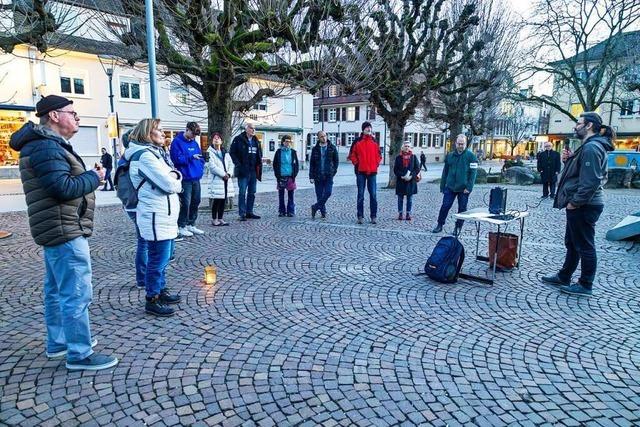 Kundgebung für Assange in Rheinfelden: Wenige Teilnehmer mit unterschiedlichen Motiven
