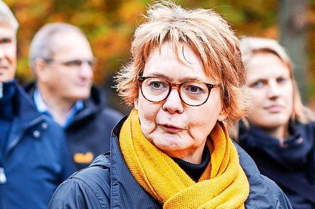 Daniela Behrens war Innenministerin vo...  Januar 2023 ist sie Innenministerin.  | Foto: Moritz Frankenberg (dpa)