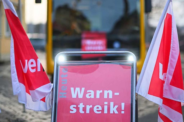 Verdi bestreikt PNV kommende Woche bundesweit.  | Foto: Robert Michael (dpa)