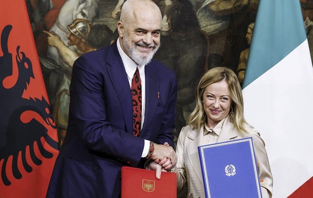 Albaniens Ministerprsident Edi Rama u...alienische Amtskollegin Giorgia Meloni  | Foto: Roberto Monaldo