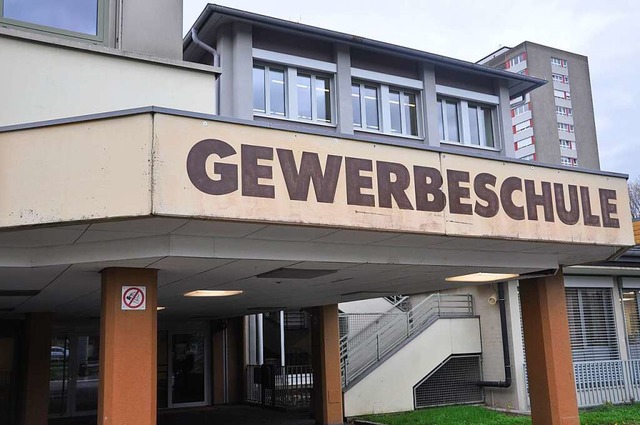 Die Gewerbeschule in Lrrach ist sanierungsbedrftig.  | Foto: Daniel Gramespacher