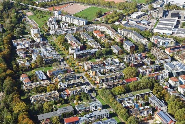 Podcast: Bezahlbares Wohnen in Freiburg – Von der Vision im Vauban zur Realität im Rieselfeld