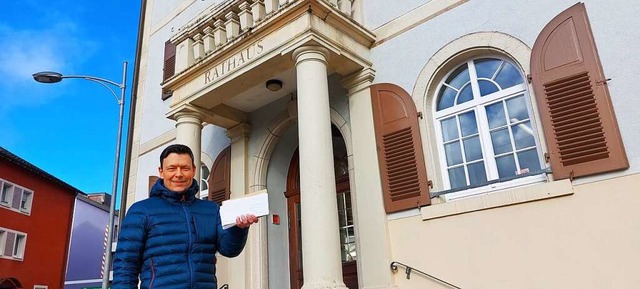 Michael Wagenknecht, Sprecher der BI B... kritische Stellungnahmen ins Rathaus.  | Foto: Ingo Gnther