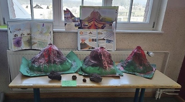 Um Vulkanismus ging es im Italienischunterricht in Kollnau und Murg.  | Foto: Grundschule am Kohlenbach