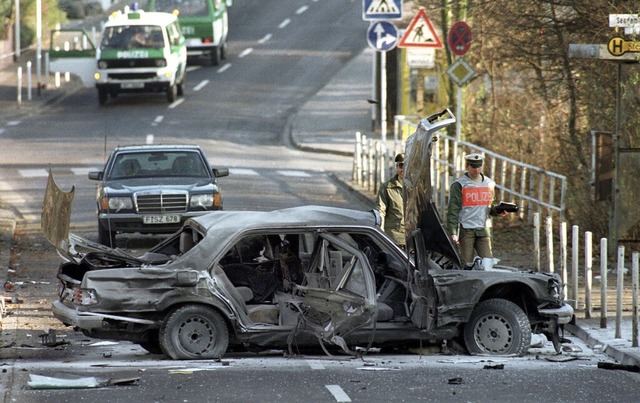 Attentat auf Deutsche-Bank-Chef Alfred Herrhausen in Bad Homburg  | Foto: Kai-Uwe Wrner (dpa)