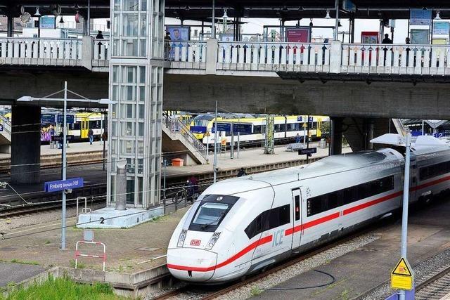 26-Jhriger wird im Freiburger Hauptbahnhof von Zug berrollt und stirbt