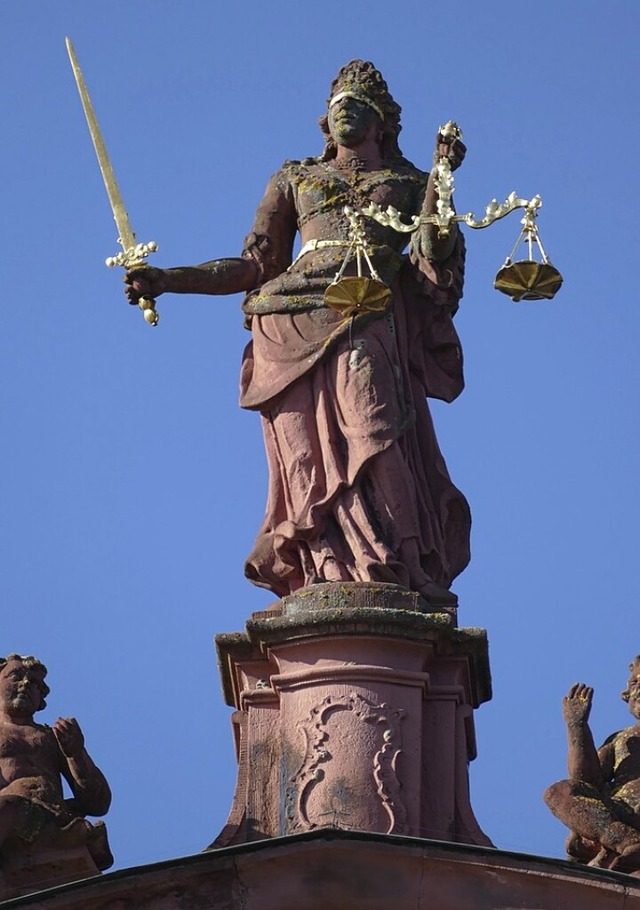 Damit Justitia funktioniert, braucht es vorbereitete Prozessbeteiligte.  | Foto: Helmut Seller