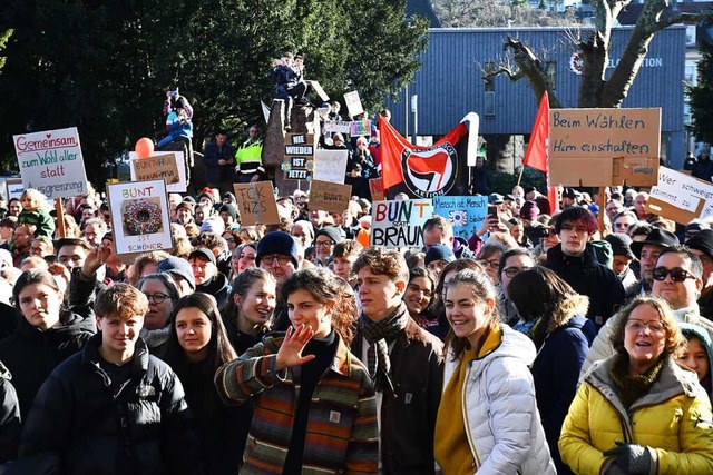 Zur ersten Kundgebung des Bndnisses im Januar kamen 4000 Teilnehmende.  | Foto: Barbara Ruda