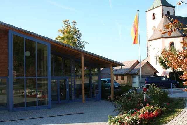 Uneinig ist der Gemeinderat seit mehre... Kultur- und Sporthalle erneuern soll.  | Foto: Dieter Maurer