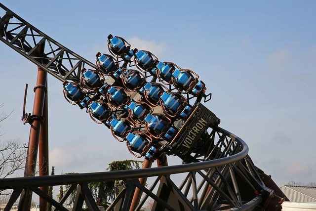 Europa-Park testet neue Achterbahn: Loopings mit rasenden Wasserkanistern