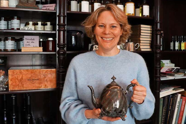 Warum eine Teekanne aus Lahr für eine Österreicherin den Start in ein neues Leben symbolisiert