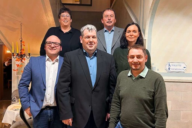 Die CDU-Kreistagskandidaten: Sven Behr...sele, Klaus Wetzel (hinten von links).  | Foto: CDU