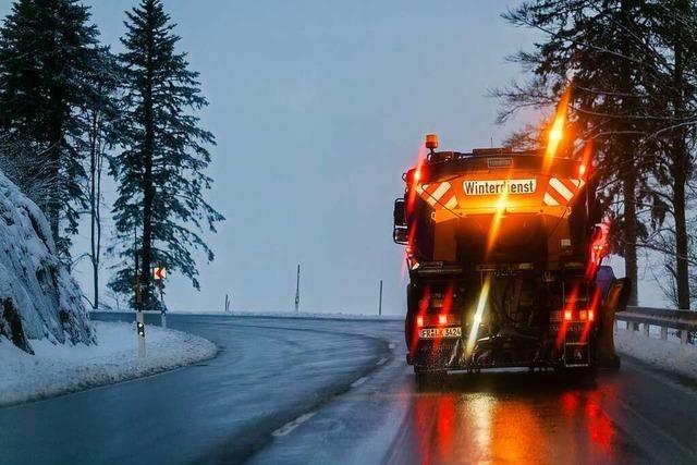 Umfrage beim Winterdienst: Trotz wenig Schnee wird mehr gestreut