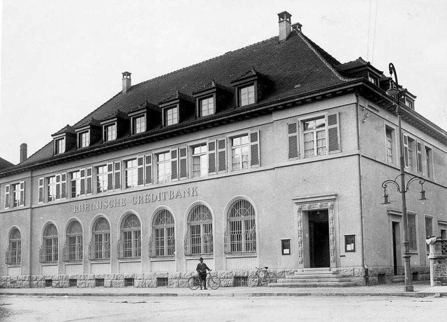 Die erste Produktionssttte der Textil...e die Deutsche Bank untergebracht ist.  | Foto: Stadtarchiv Bad Sckingen