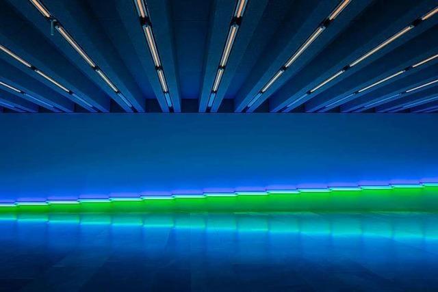 Lichtspiele gegen das Vergessen: Dan Flavin im Kunstmuseum Basel