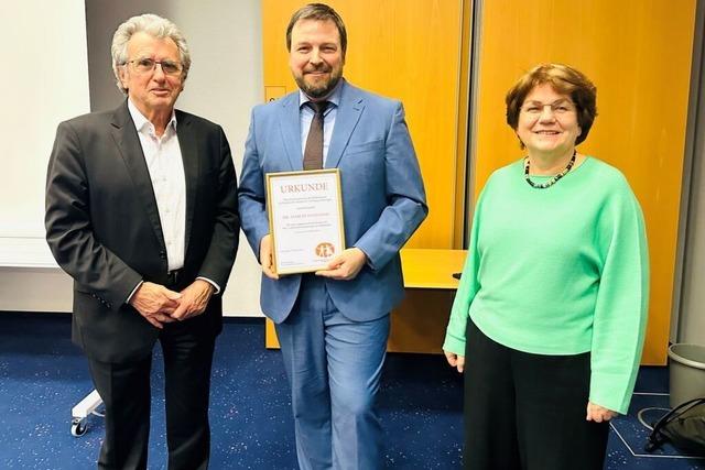 Förderverein für krebskranke Kinder Freiburg verleiht Forschungspreis an Marcin Wlodarski