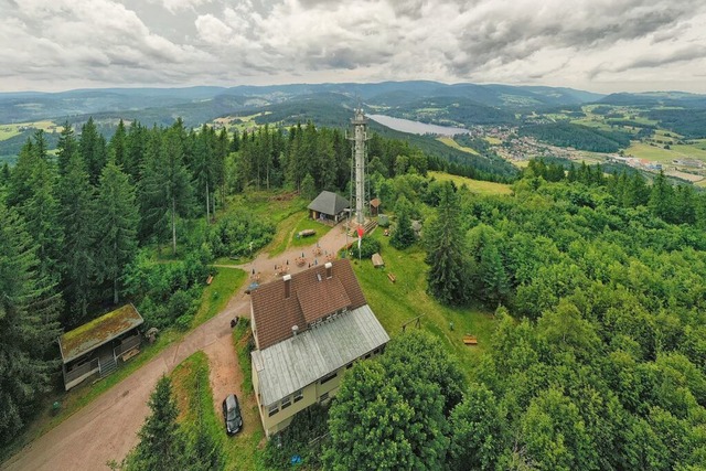 Die Verwaltung des Hochfirstturms liegt beim  Schwarzwaldverein.  | Foto: Lothar Vollmer