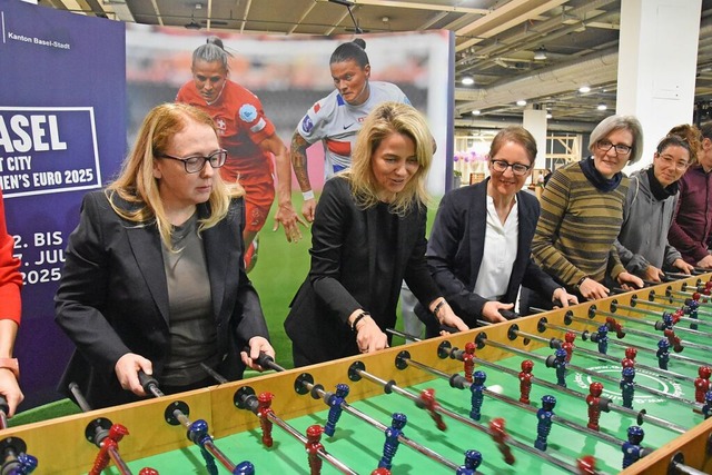 Turnierdirektorin Doris Keller, Verban...tand der UEFA Women&#8217;s Euro 2025.  | Foto: Kathrin Ganter