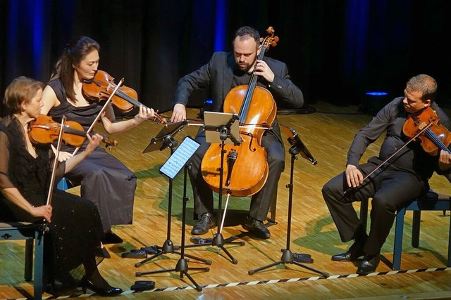 Das Basler Streichquartett um die Geig...20; in der Dorfkirche in Grenzach auf.  | Foto: Roswitha Frey