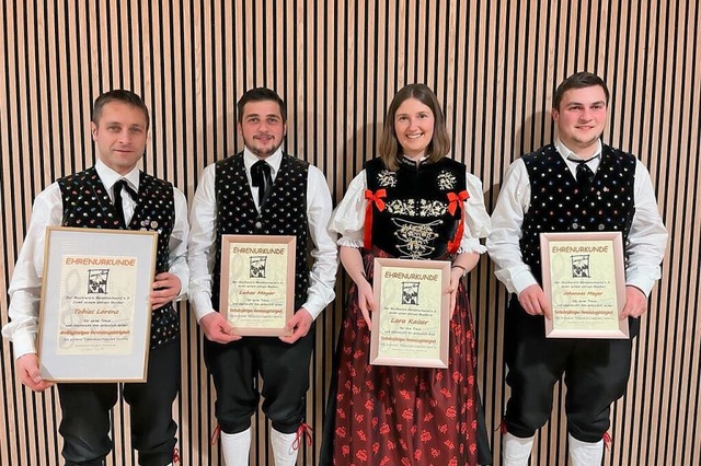 Verdienste Vereinsmitglieder wurden geehrt  | Foto: Musikverein Menzenschwand