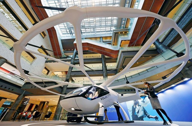 Die Lufttaxis von Volocopter gleichen berdimensionalen Drohnen.  | Foto: IMAGO