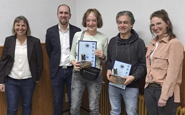 Wurden zu Ehrenmitgliedern ernannt: Mi...erda, Michael Siegel und Simone Moser.  | Foto: Verein