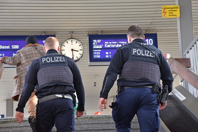 Am Badischen Bahnhof kann die Bundespo... Flchtlingen die Einreise verweigern.  | Foto: Kathrin Ganter