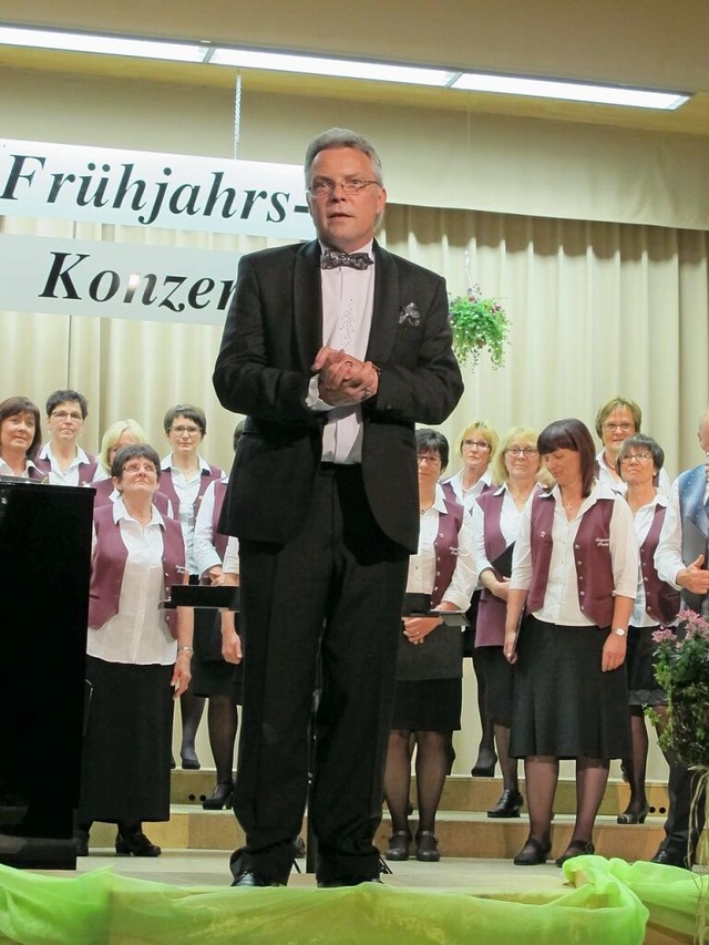Seit 1975 war Wolfgang Albrecht in Chren aktiv, seit 1978 als Chorleiter.  | Foto: Sngerrunde Prechtal Alois Winterer