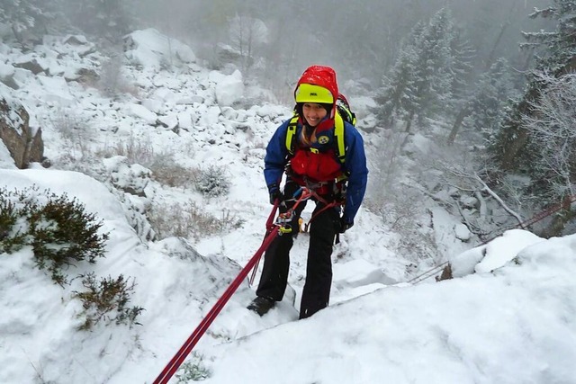 Bei jedem Wetter: Fr die Bergwacht Sc...- und Winterprfungen abgelegt werden.  | Foto: Bergwacht Waldkirch
