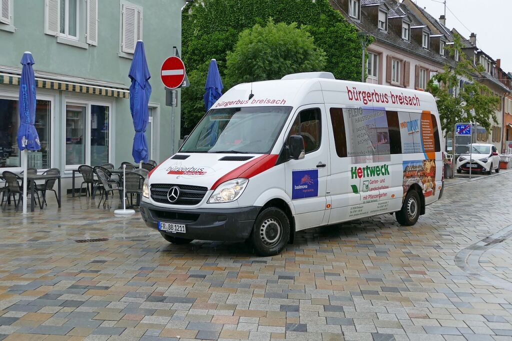 Mehr Menschen Fahren Wieder Mit Dem Breisacher Bürgerbus - Breisach ...