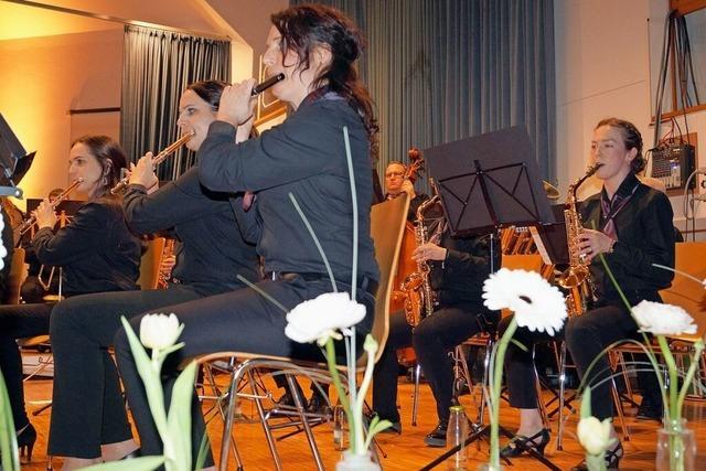 Blasorchester trifft House-Music: Schliengener Musikverein sorgt fr stehende Ovationen