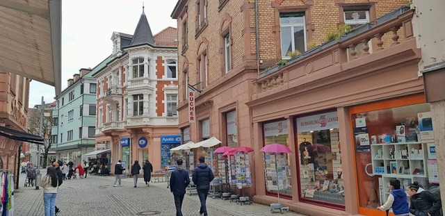 In der Marktstrae in Lahr sind  mehre...ie Hausnummern 37, 35 und 33 (rechts).  | Foto: Christian Kramberg