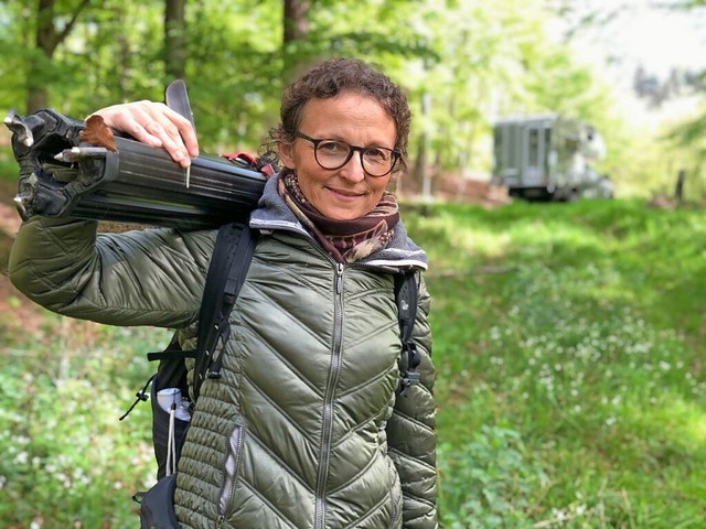 Babette Khler ist in Gundelfingen auf...ren im Gemeindewald ist das hilfreich.  | Foto: Kbri Films