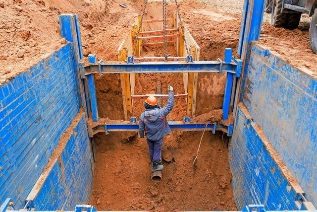 Baugraben in Lffingen muss mit Spezialverbau gesichert werden