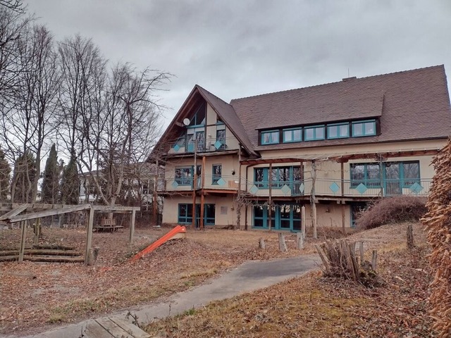 Im alten Kindergarten in Ballrechten-D...lie vor einigen Wochen  untergekommen.  | Foto: Irene Matzarakis