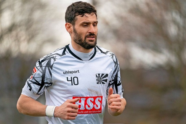 Daniel Caligiuri und Co. sind im Derby in Holzhausen gefordert.  | Foto: IMAGO/Eibner-Pressefoto/Patrick Hipp