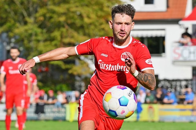 Daniele Vesco ist fr das Regionalliga... beim FC Tiengen Spielpraxis erhalten.  | Foto: Claus G. Stoll