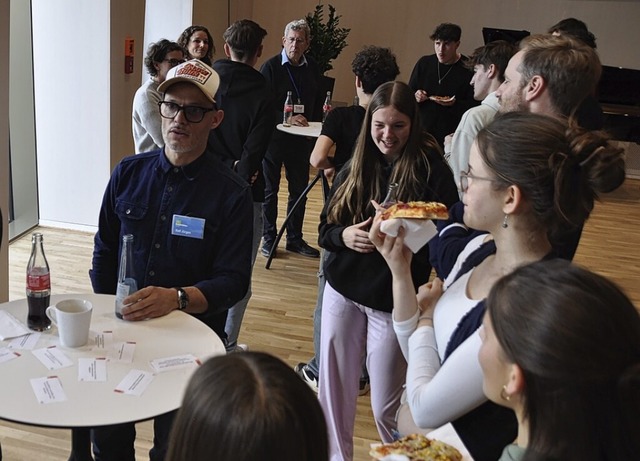 Pizza und Politik: Kandidierende und J... Gesprch in der BDB-Akademie  Staufen  | Foto: Rainer Ruther