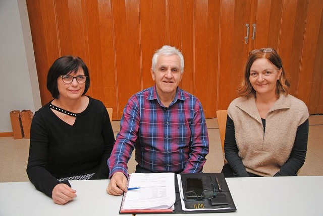 Neu im Vorstand (von links): Heidi Strittmatter,  Rainer Matt  und Elvira Stortz  | Foto: Hans-Walter Mark