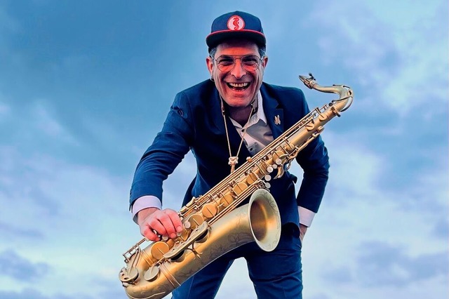 Nikolaus Halfmann ist Saxophonist und Musikschullehrer im Dreisamtal.  | Foto: Nina Capek
