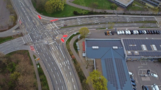 Die Sanierung des Verkehrsknotens im Norden Freiburgs ist abgeschlossen.  | Foto: Stadt Freiburg