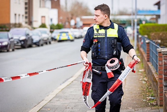 Bei einem Polizeieinsatz in der Innens...re alter Mann tdlich verletzt worden.  | Foto: Moritz Frankenberg (dpa)