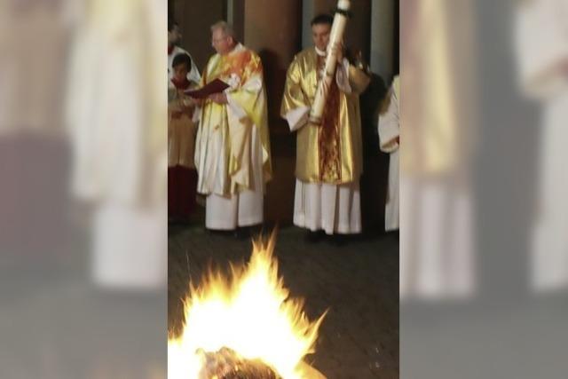 Wehrer Christen feiern Osternacht mit Feuer