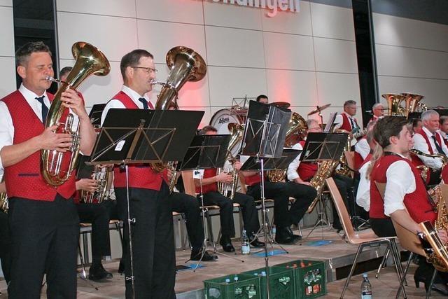 Wellendinger musikalisch unterwegs im Land der Berge