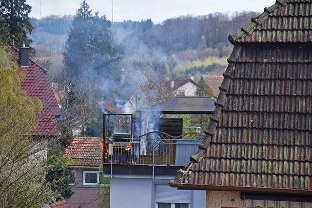 Brennender Grill verursacht Feuerwehreinsatz in Schopfheim